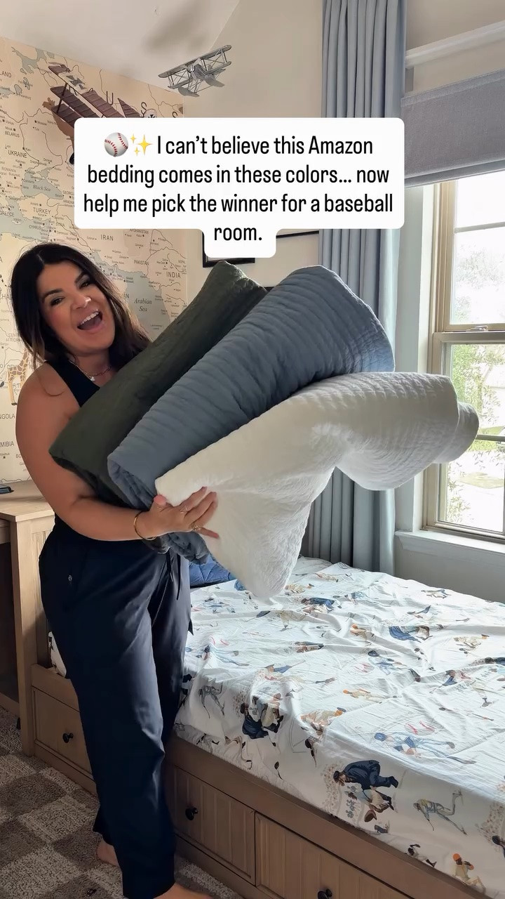 Comment bedding for links! Everyone keeps asking where my bedding is from… and nobody believes me when I say Amazon 👀🤍

The quality, the texture, the COLORS… it honestly looks like something straight out of Pottery Barn without the price tag. I’m officially obsessed and now I want every color for my bedroom 🤭

Which one would you choose for your bed?! 👀