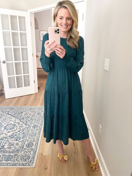 Holiday Party Dress! Love this color for the season. Also great for date night, GNO or as a wedding guest.

#LTKunder50 #LTKHoliday #LTKwedding