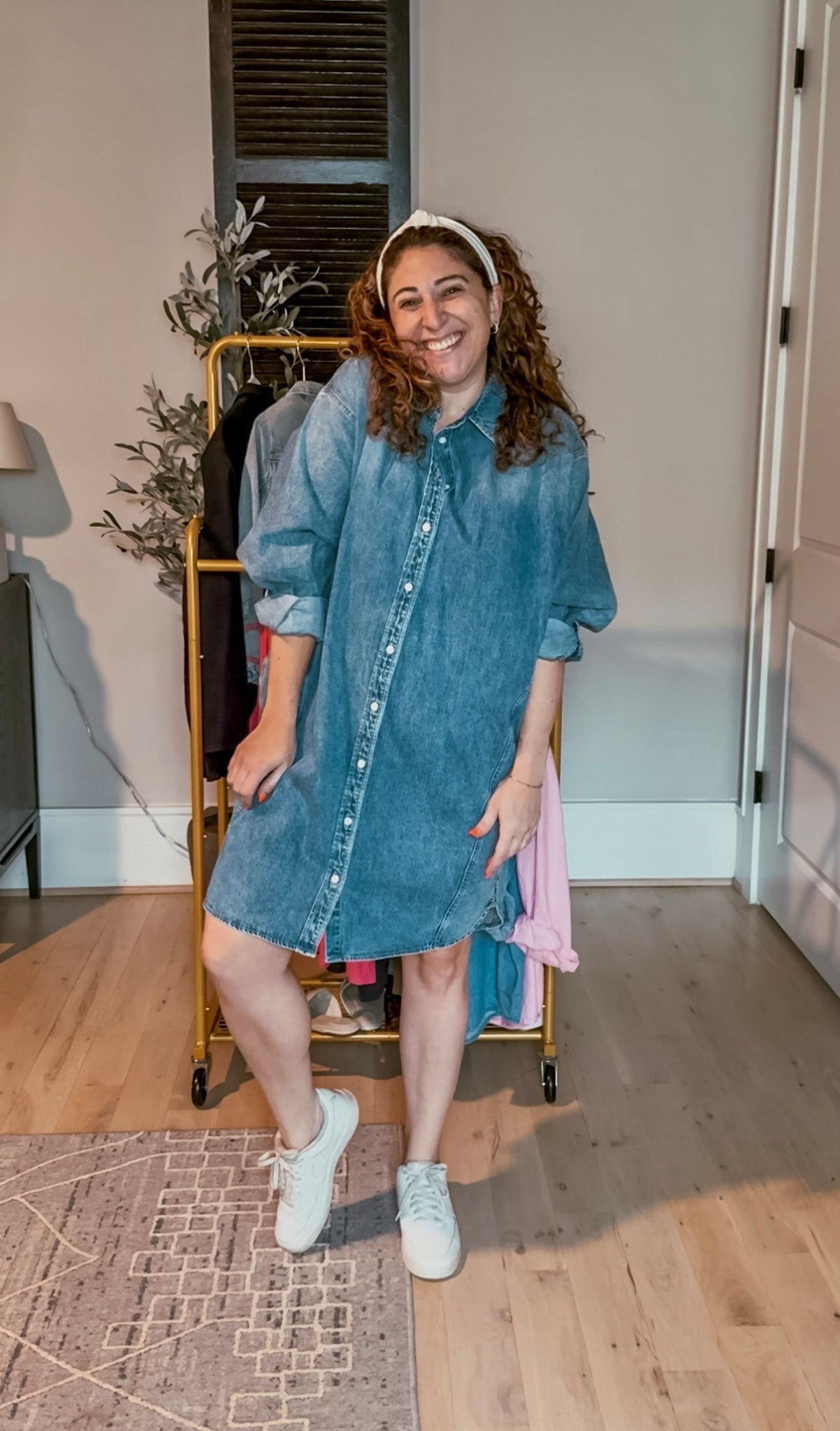 Dress XL / Sneakers tts 

#LTKWorkwear #LTKMidsize #LTKStyleTip