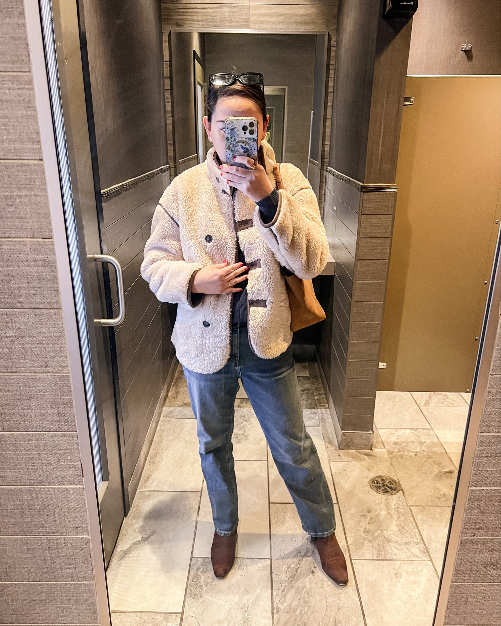 Today’s look for eating outfit and shopping 🫶 Christmas shopping, last minute shopping, macarons, gelato, my kids, winter outfit

#LTKootd #LTKSeasonal #LTKdayinmylife