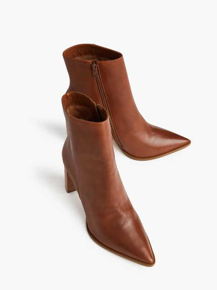 Click for more info about Amber Boot -           $198or 4  payments of $49.50 by  ⓘ