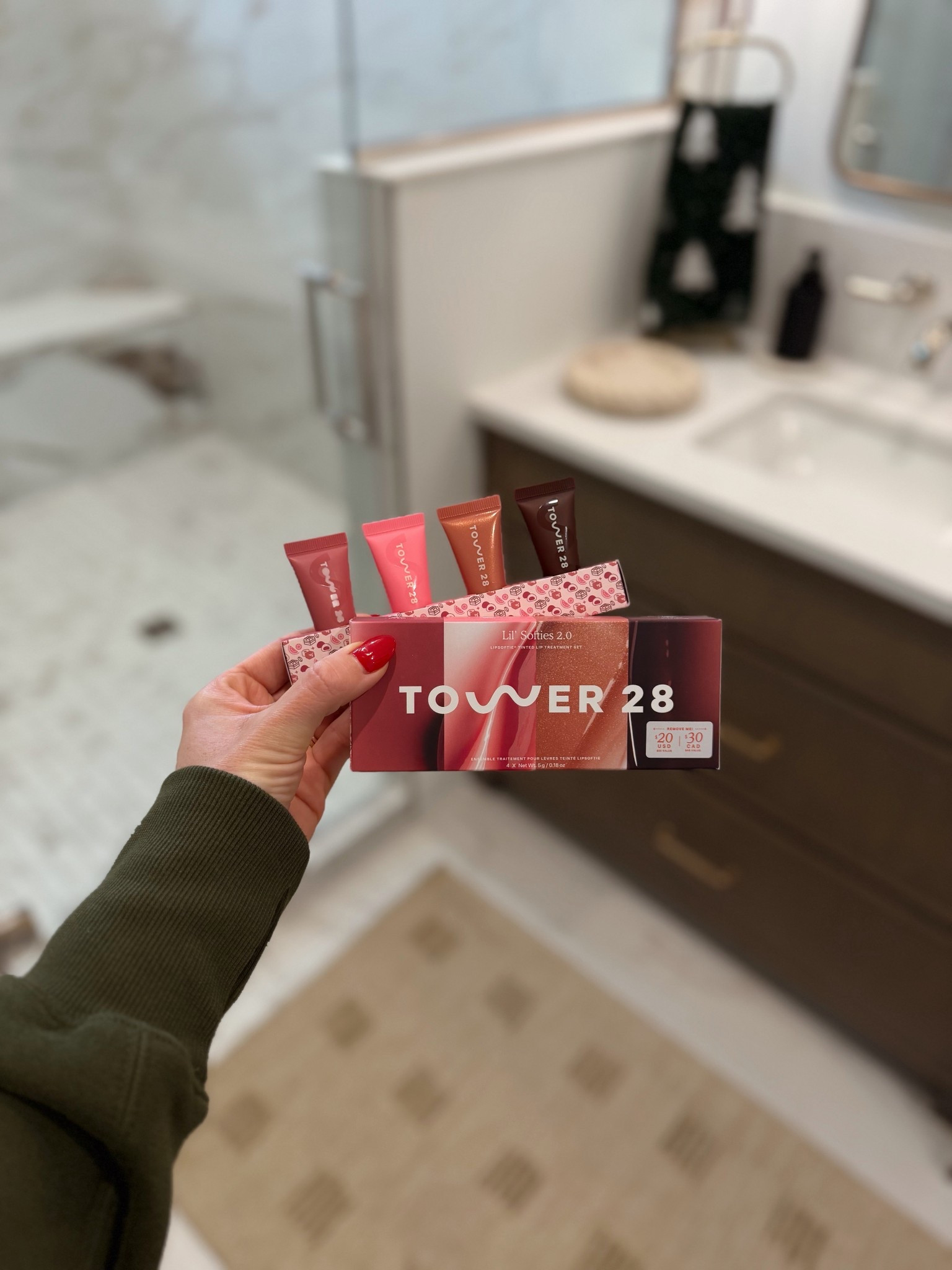 Cute lip gloss set on sale for $15 ($32 value). I love this lip gloss and have been wearing it daily. It’s sheer with a tint so any of these colors look great on anyone! Gift idea for teens, friends, sister, etc  

#LTKSaleAlert #LTKGiftGuide #LTKBeauty