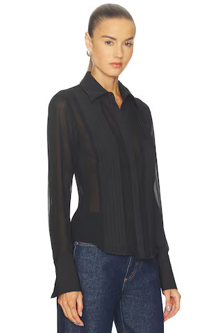 France
             | EN | EUR | Revolve Clothing (Global)