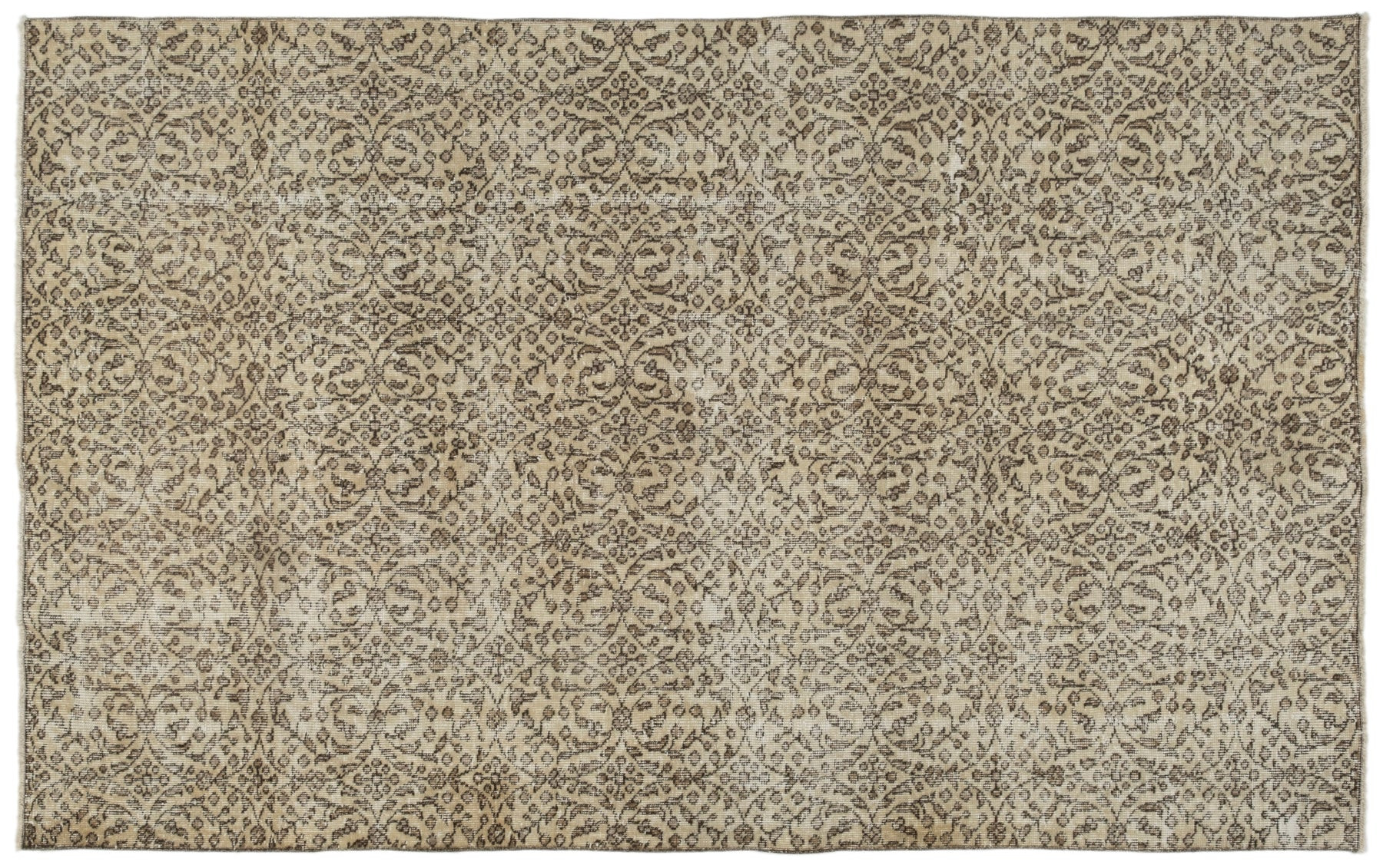 4'11" x 7'10" Vintage Distressed Rug, Beige - Ralir | Revival Rugs Inc