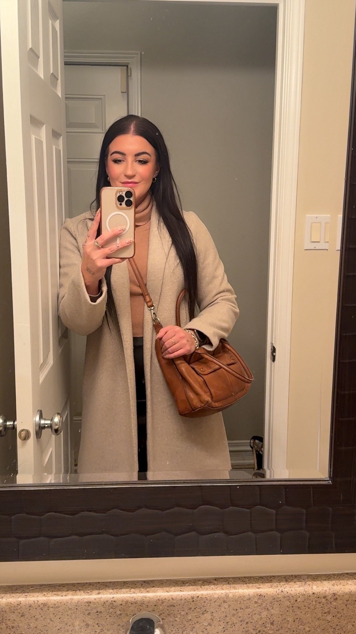 Outerwear for a winter date night! 

#LTKcanada #LTKwinter #LTKdatenight