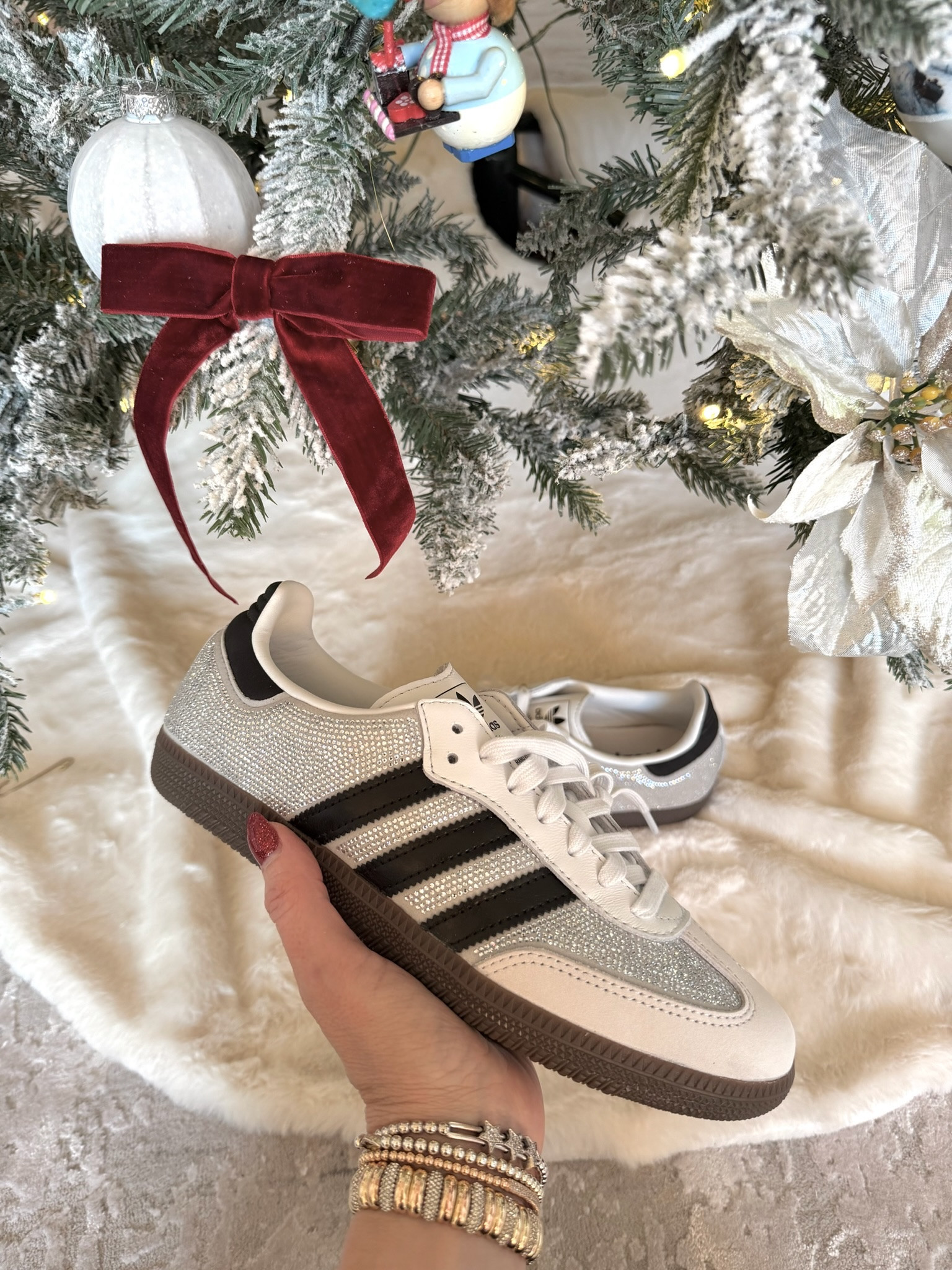 My favorite sparkly sneakers from adidas 😍

#LTKmomlife #LTKootd #LTKdayinmylife