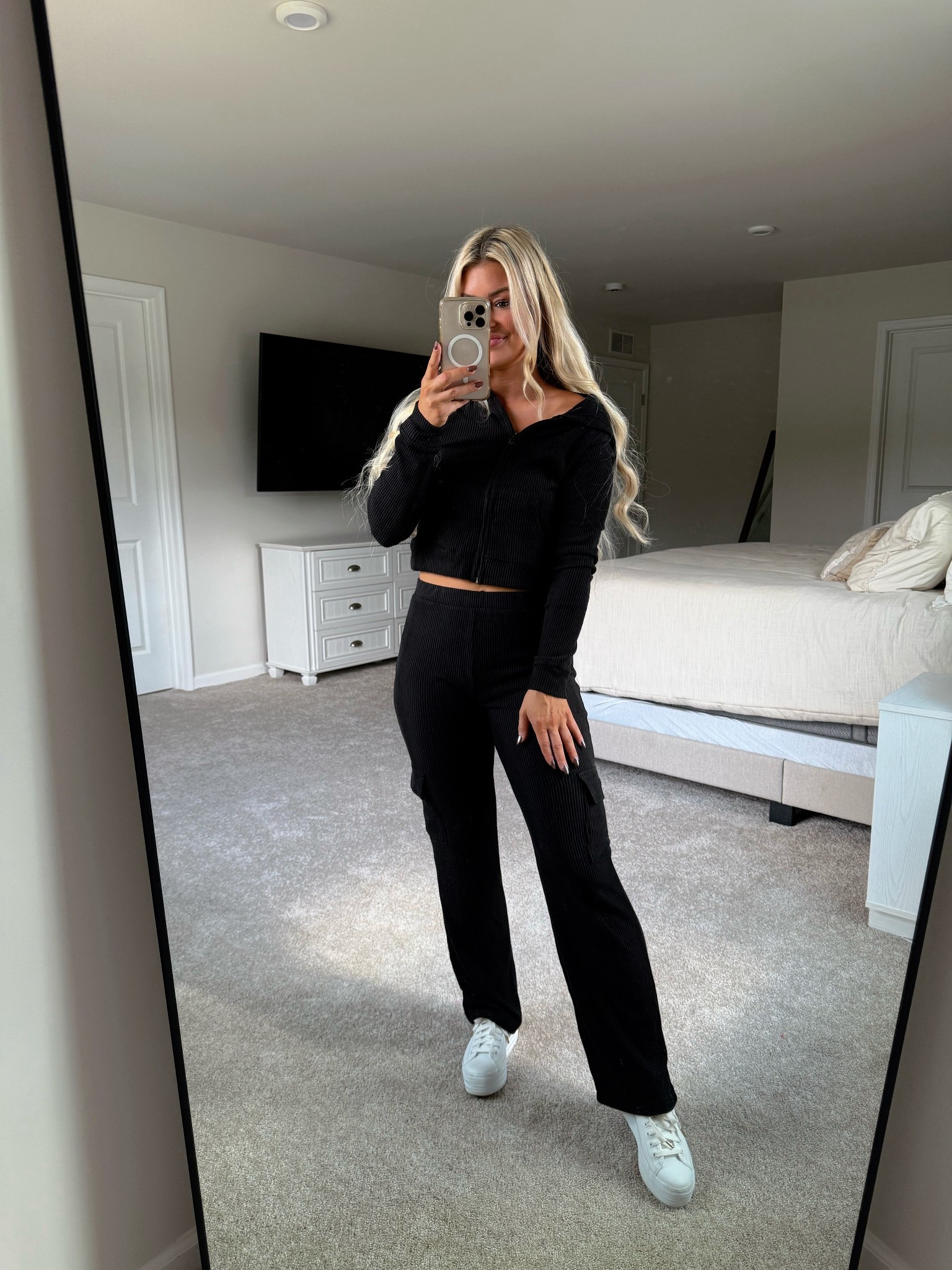 New & SO cute!! Brushed ribbed set from Walmart 🖤

#LTKFindsUnder50 #LTKSeasonal #LTKStyleTip