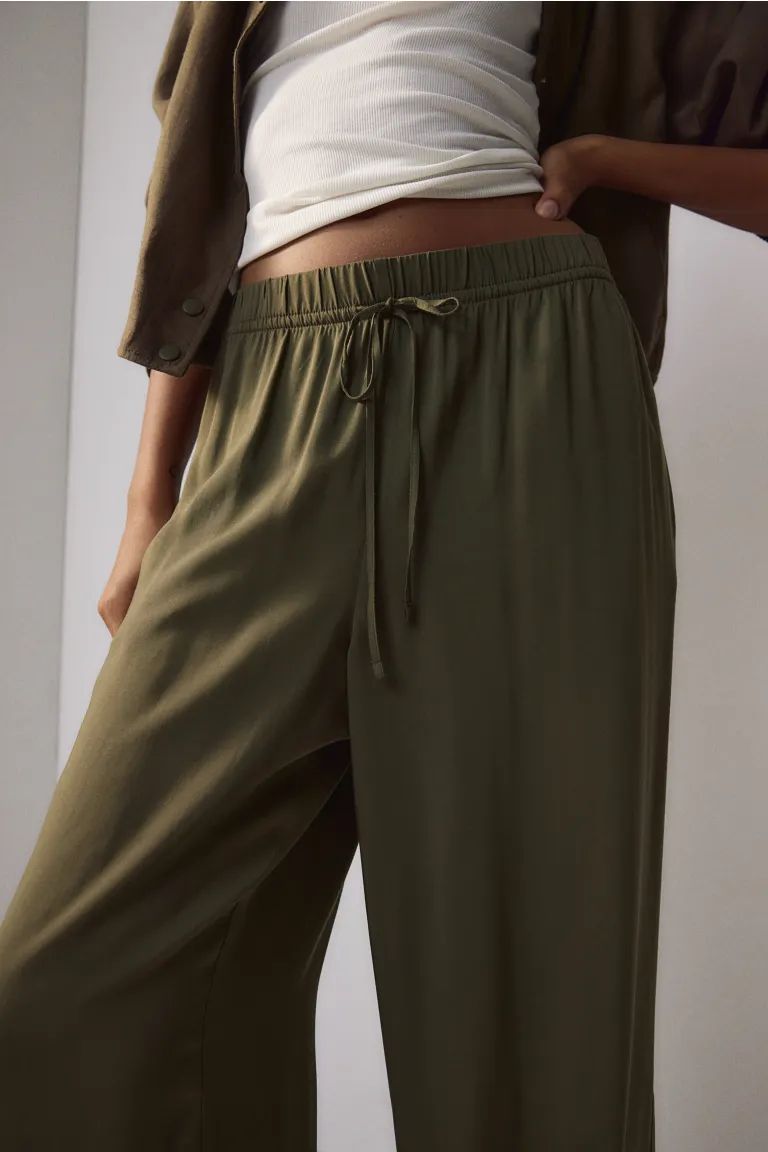 Wide-cut Pull-on Pants - High waist - Long - Dark khaki green - Ladies | H&M US | H&M (US + CA)