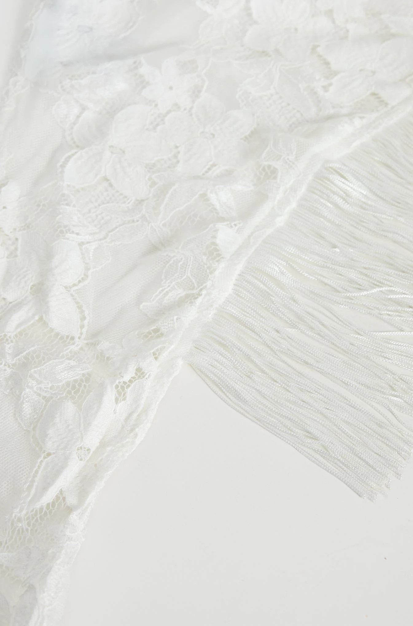 Elizebeth Tie Waist Tassel Belt White | Princess Polly US