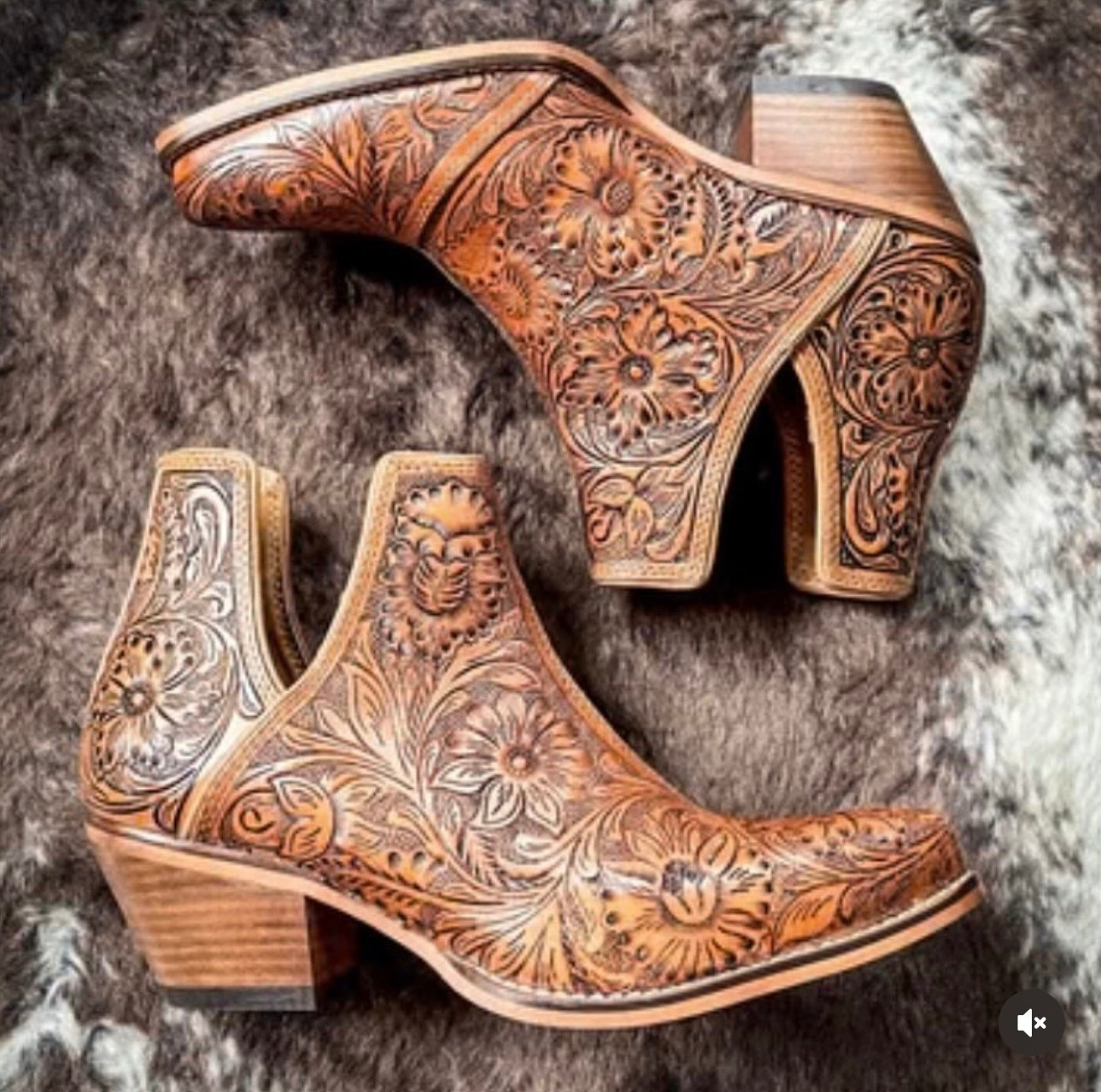 You don’t need a rodeo ticket to wear Western.

These booties are the shortcut.
They add polish, personality, and just enough cowgirl energy without feeling like a costume.

If you’ve been curious about Western style but afraid of looking inauthentic, start at your feet. Pair them with jeans, dresses, trousers… you’ll wear what you already own, just better.

🤎 Save this for outfit inspiration
🤎 Follow for simple ways to style what’s in your closet


#westerntouch #westernstyle #cowgirlchic #westernbooties #everydaywestern #over50style #stylishover50 #accessorize #closetconfidence 

#LTKdayinmylife #LTKootd #LTKgrwm