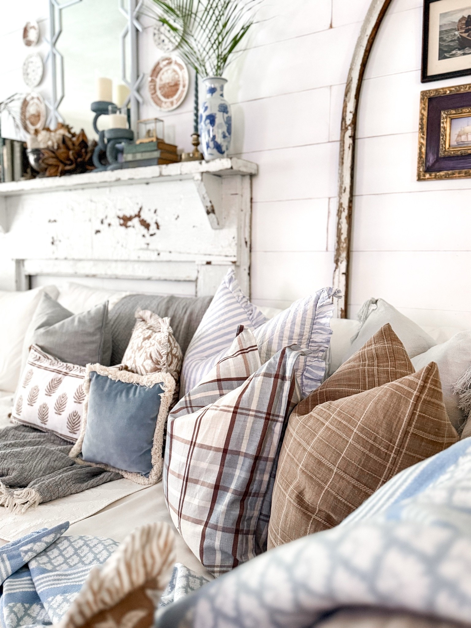 Shop these fall pillow favorites for quick and easy fall home decorating this season!

#LTKSeasonal #LTKHome #LTKSaleAlert
