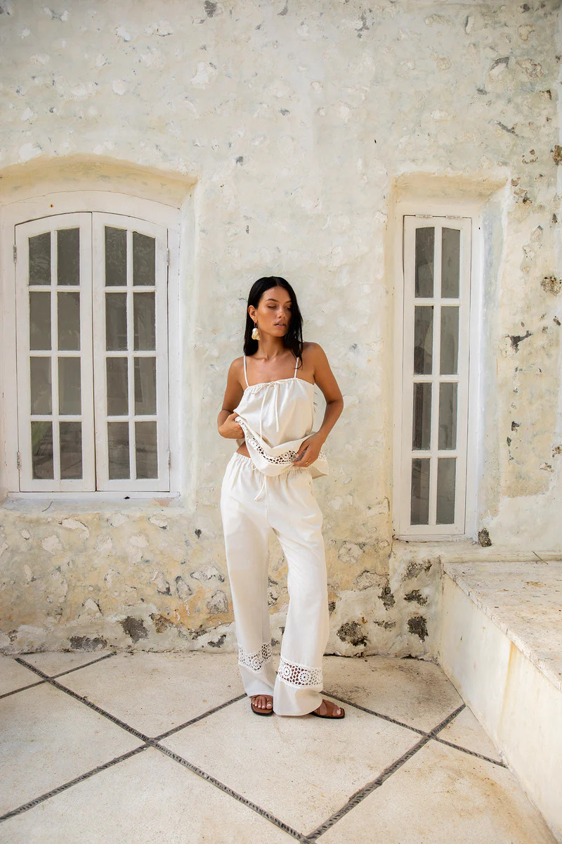 Coastal Tour Linen Pants Beige | Fortunate One