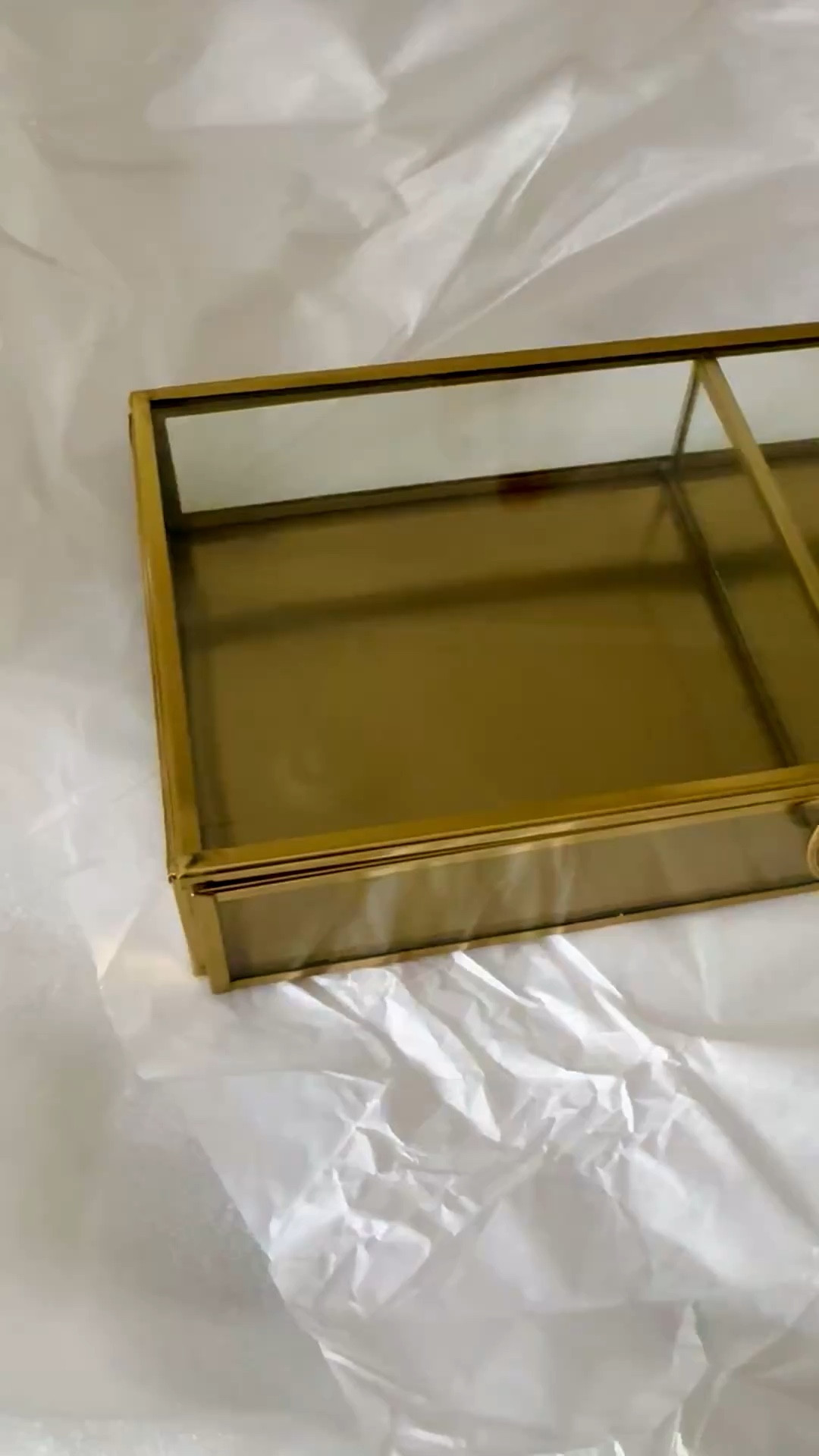 This glass box is the perfect brass color 👌🏼 Perfect for holding jewelry or collectibles and it’s currently on sale!

#LTKU #LTKSaleAlert #LTKHome