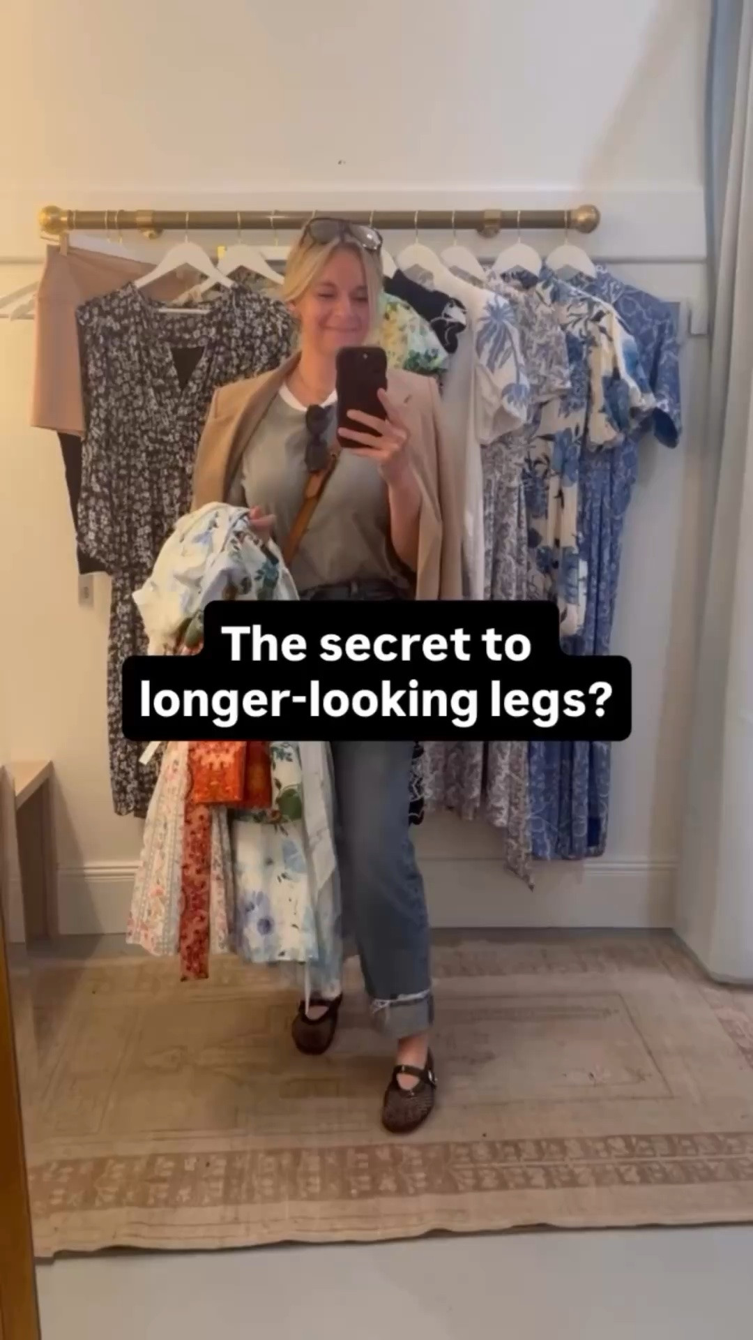 You don’t need sky-high heels to elongate your legs— you just need smart styling. 

1) Go high-rise. High-waisted pants or skirts visually lenghten your frame instantly. 
2) Monochrome Magic. Wearing one color from top to bottom keeps the eye moving, creating a seamless line. 
3) Pointed toes or nude tones. Both give the illusion of extra inches without sacrificing comfort. 

Longer-looking legs, no heels required.