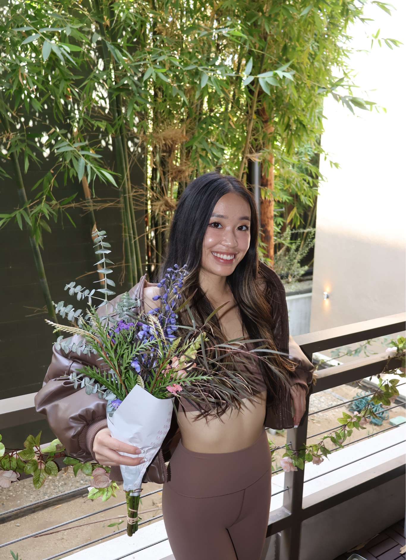 Love a brown set for fall 🥾 this activewear is so comfy and cozy! Wearing size XS for top and bottom 

#LTKstyletip #LTKSeasonal #LTKU