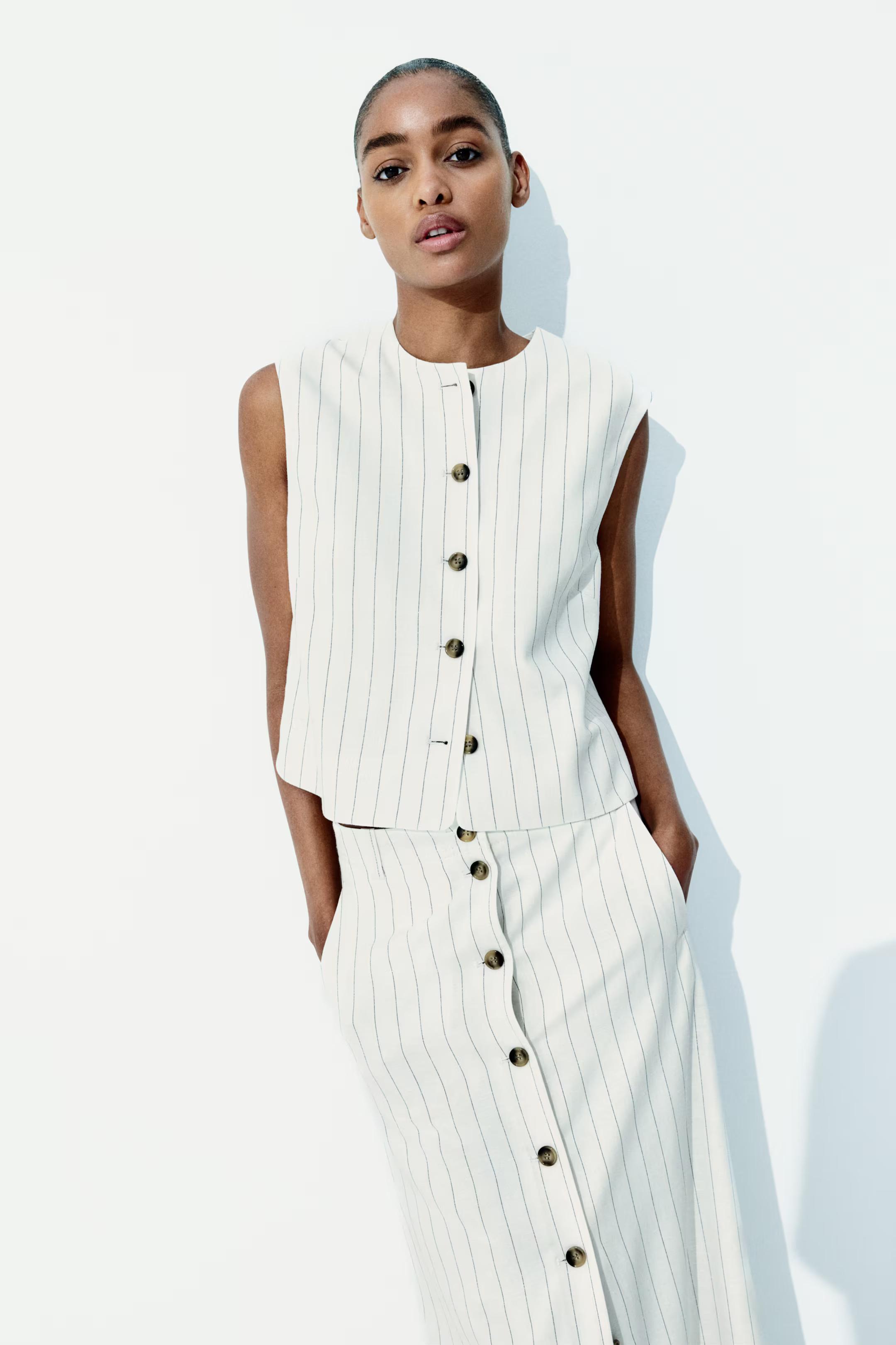 Rock aus Leinenmix - Cremefarben/Nadelstreifen - Ladies | H&M AT | H&M (DE, AT, CH, NL, FI)