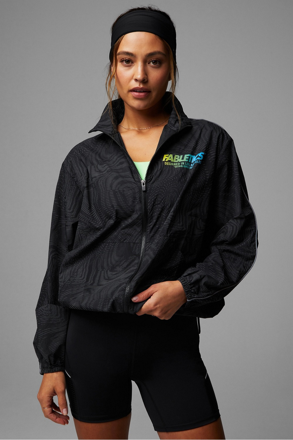 Oversized Flyweight Windbreaker | Fabletics - North America