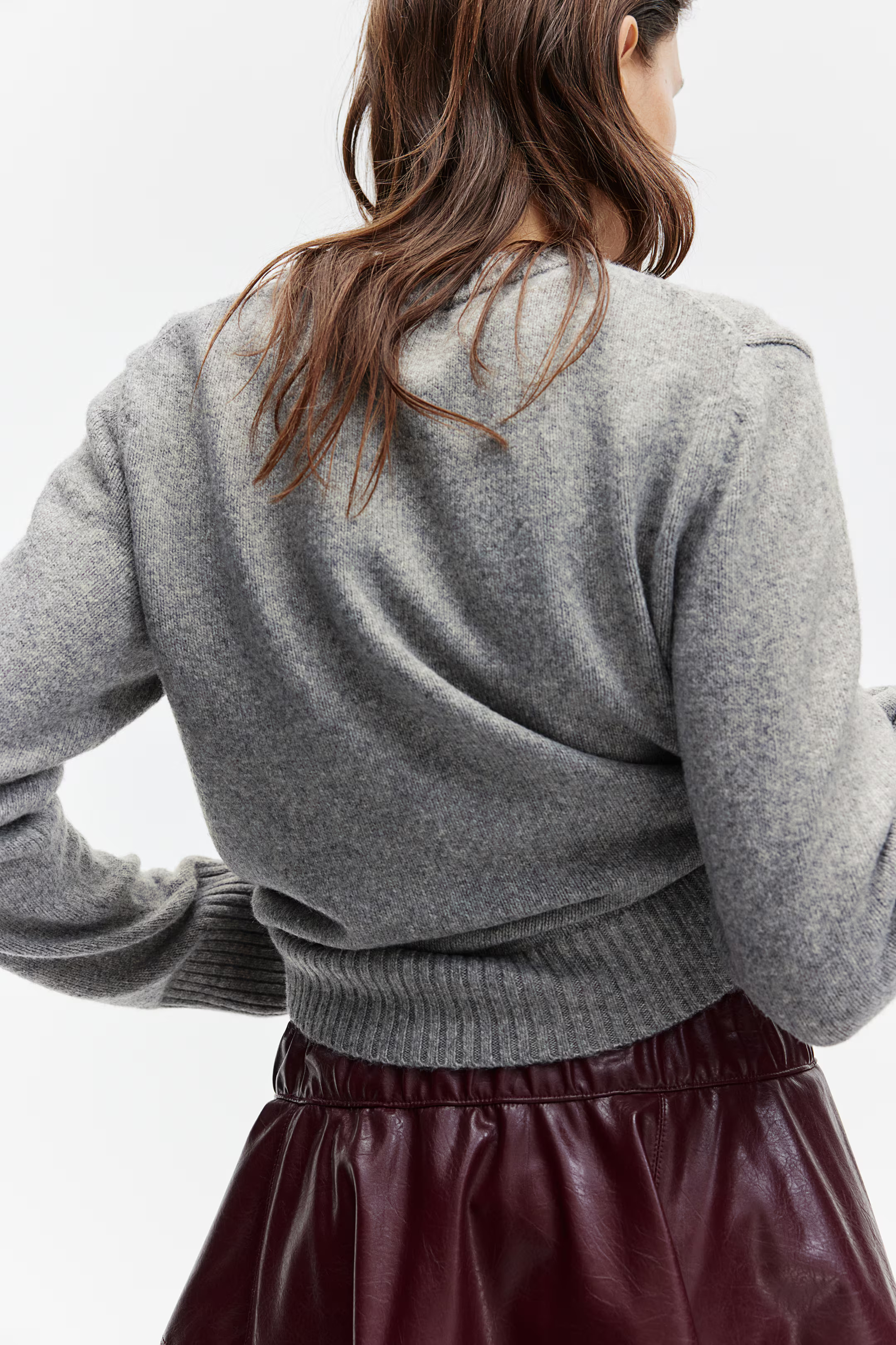 Sweater - Round Neck - Long sleeve - Gray melange - Ladies | H&M US | H&M (US + CA)