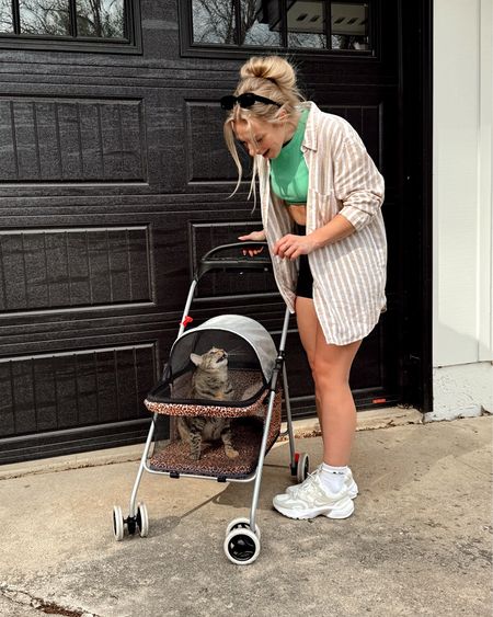 hot girl walk upgrade 🐱

#stroller #cat #pets #cattoys #walking #walks

#LTKfindsunder100 #LTKActive
