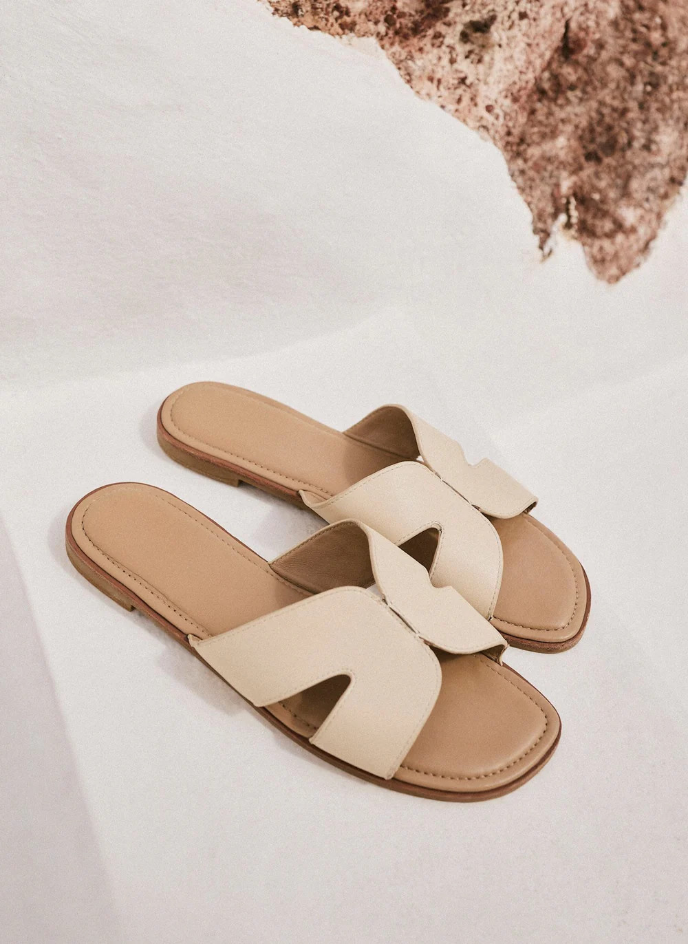 Darcy Cream Leather Sandals | Mint Velvet
