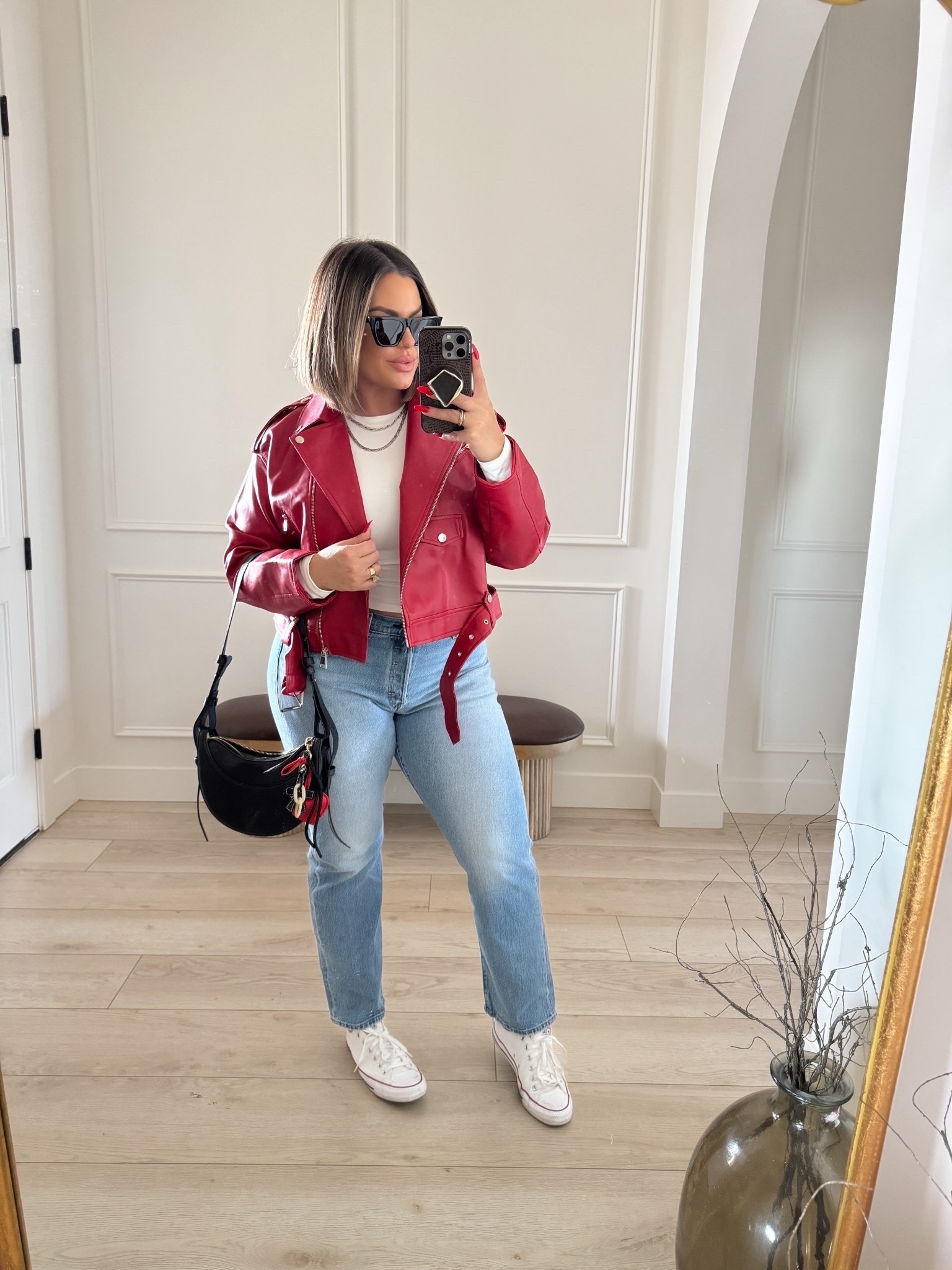 Jeans 32 
These 501 Levi’s come in curve now but still run small so size up. 
Top L 
Jacket xl 


Follow my LTK @shaynaslife on the @shop.LTK app to view this post and get my exclusive app-only content!

#liketkit 
@shop.ltk
https://liketk.it/5PBOY