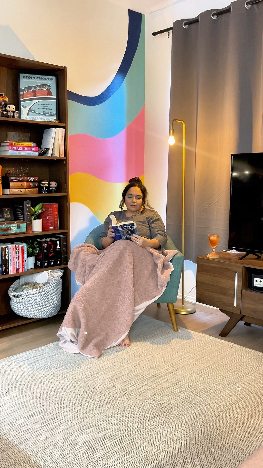 Cozy Sunday mornings
Books, home decor, blankets, living room 

#LTKfamily #LTKmidsize #LTKhome