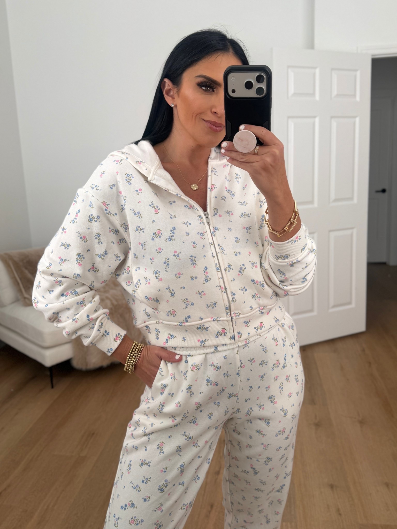 No Boundaries Boxy Zip-Up Hoodie wearing size small. No Boundaries Printed Fleece Joggers wearing size medium. 
