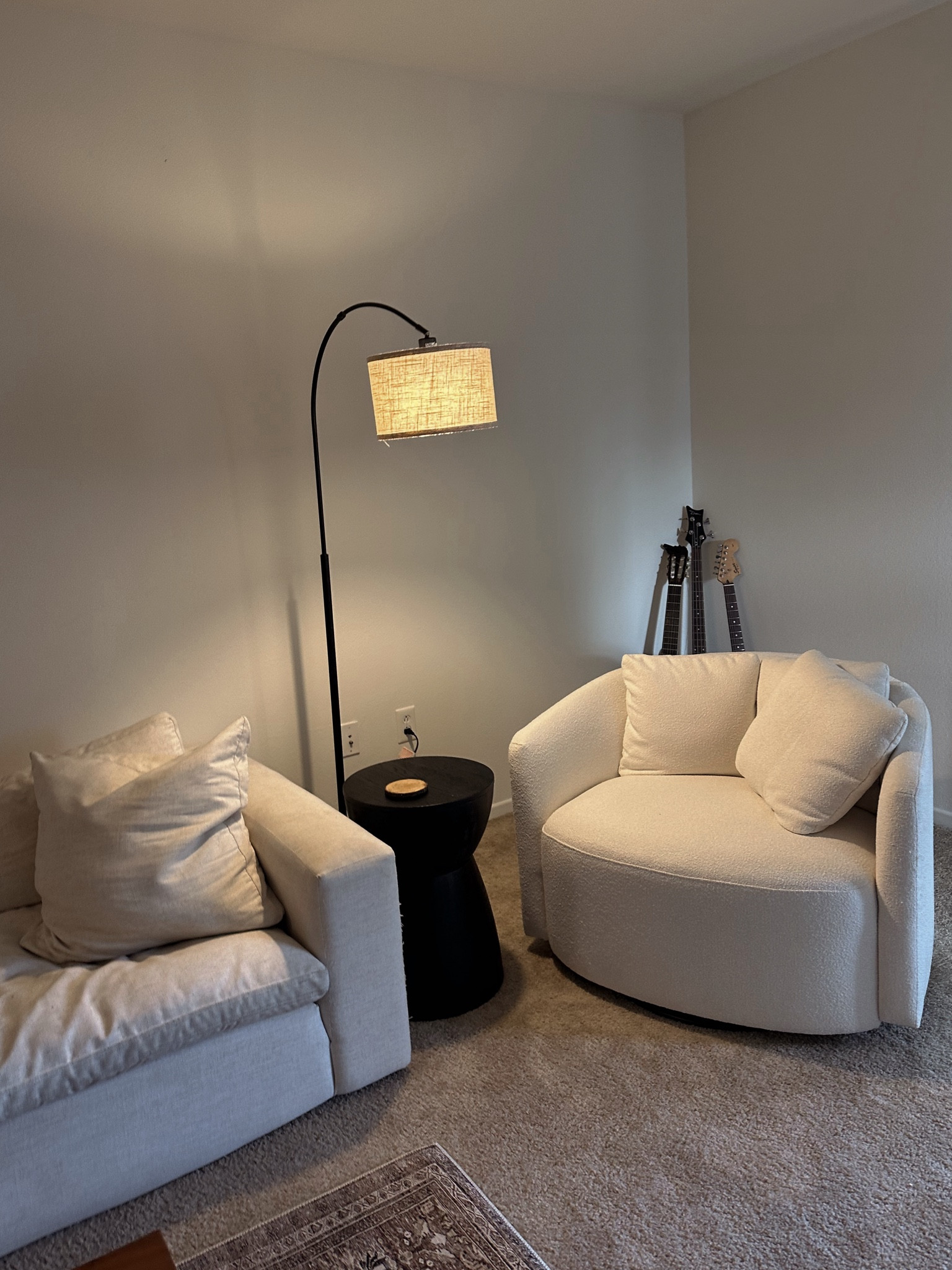 My cute lil living room corner is coming together! 🤍🤎

#LTKSpringSale #LTKfindsunder100 #LTKstyletip