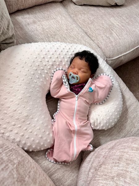 Snuggle up your little bundle of joy in comfort and style with the Love to Dream Swaddle Sleep Sack! 😴✨ Designed for ultimate coziness and safety, this set is a game-changer for peaceful nights and happy mornings. Must-have for your newborn!! 👶💕 #LoveToDream #NewbornEssentials #CozySleep #LikeToKnowIt"

#LTKfindsunder50 #LTKbump #LTKbaby