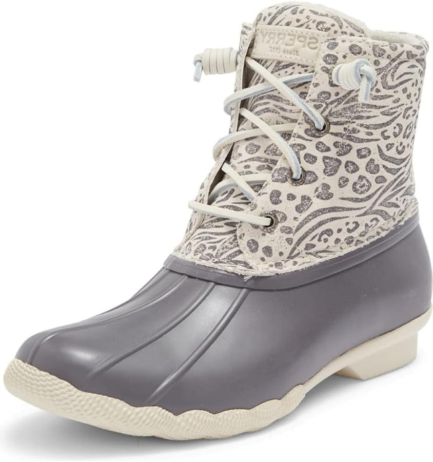 Sperry Women's Saltwater Winter Lux Boots | Amazon (US)