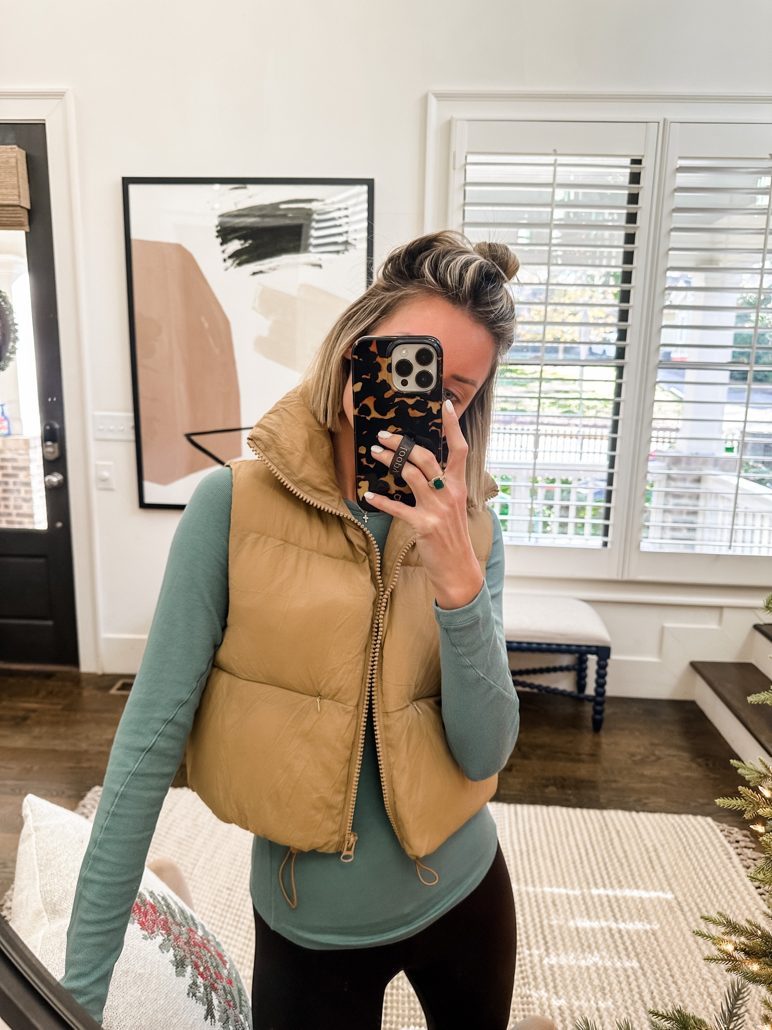 This Amazon vest is such a great find 👏 I am wearing an XS! 

Loverly Grey, Amazon find

#LTKSeasonal #LTKstyletip #LTKfindsunder100