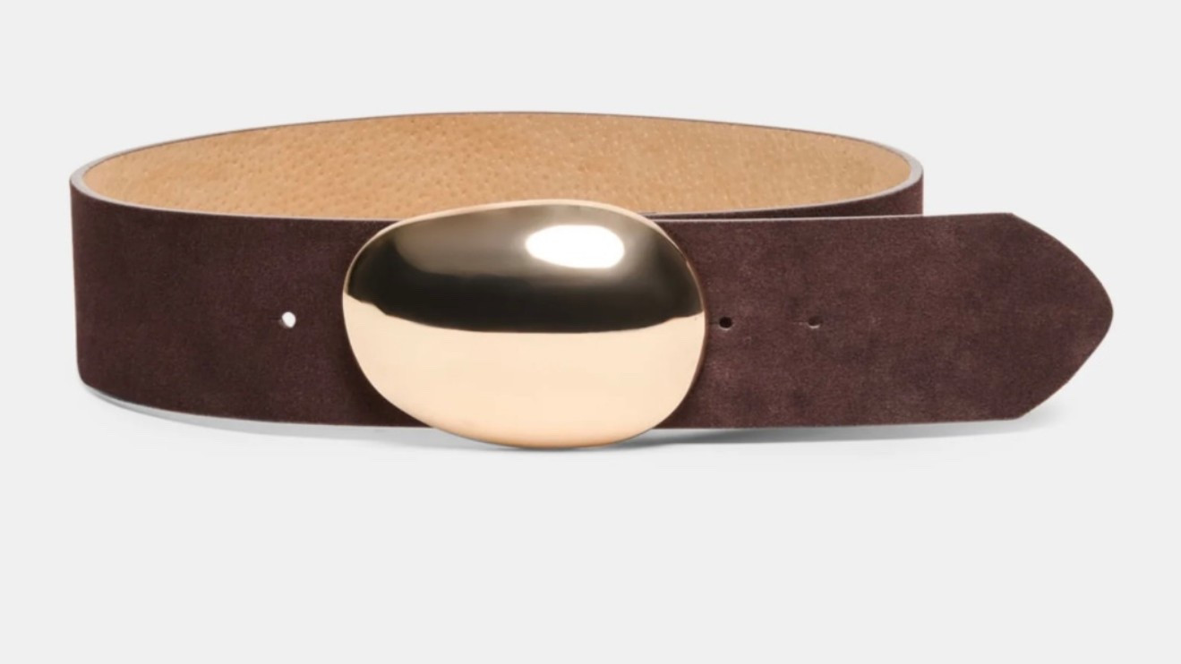 This belt is SO good looking! From belting a dress to throwing it on with cutoffs and a tee, it adds such polish and panache! And looks so expensive for the price 