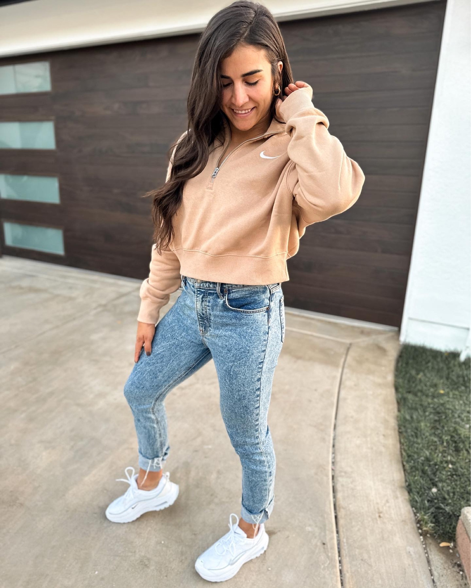 Fall look 🍂 Nike Half Zip + Jeans + All Whites (Nike Air Max Bliss) = 🤌 

#LTKshoecrush #LTKfit #LTKHoliday