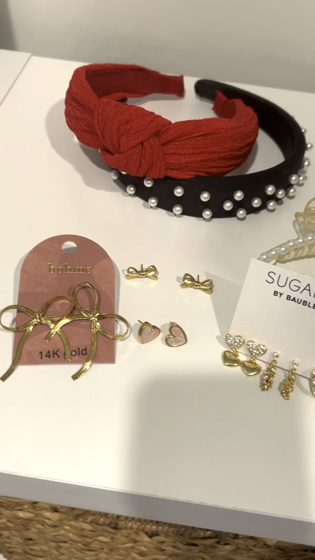 Accessories we love! 

#LTKStyleTip #LTKGiftGuide