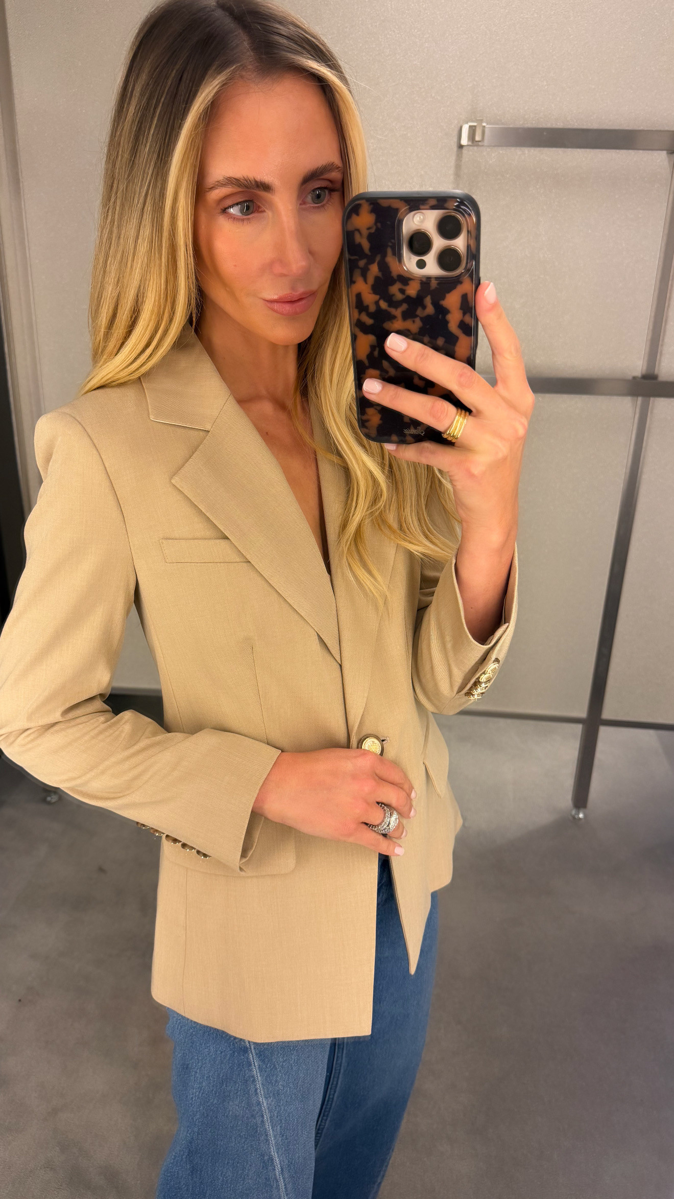 This blazer is the perfect place to add to your wardrobe during this Nordstrom anniversary sale!