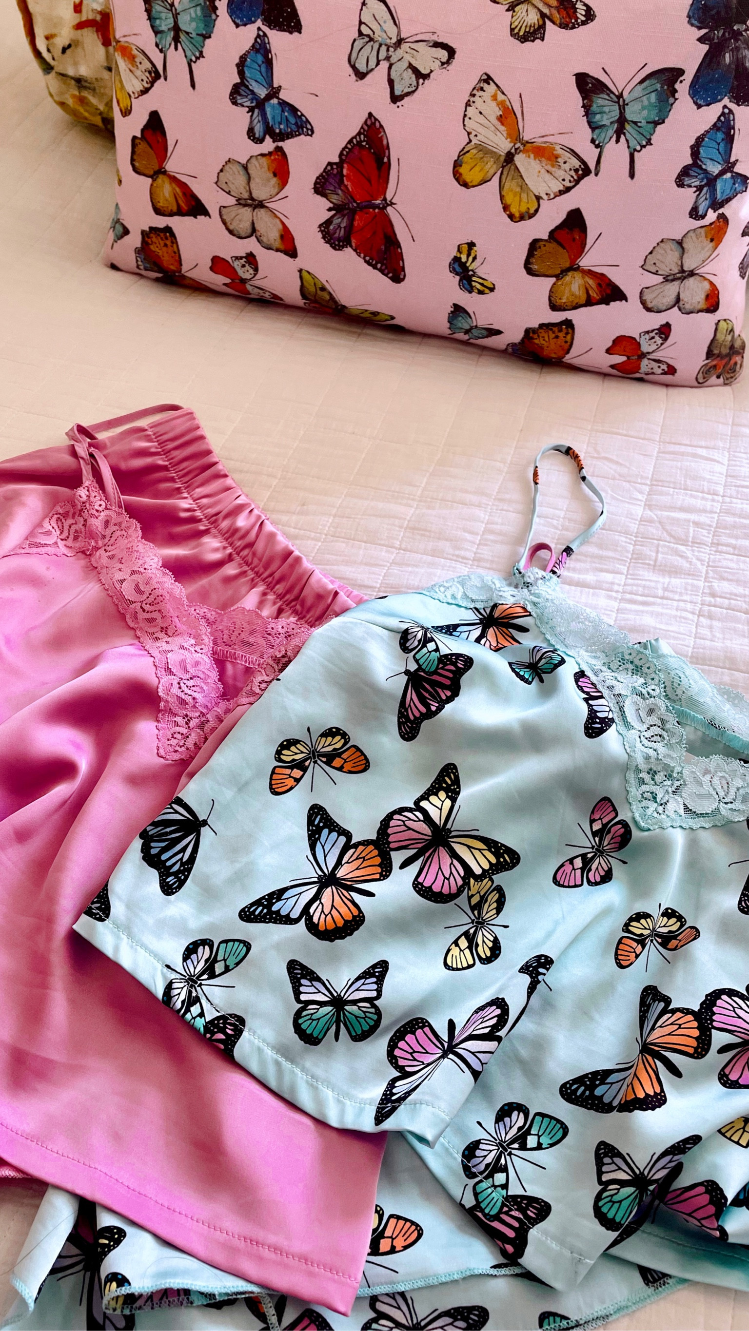 the cutest pajama sets for $20

#LTKunder50 #LTKSale #LTKFind
