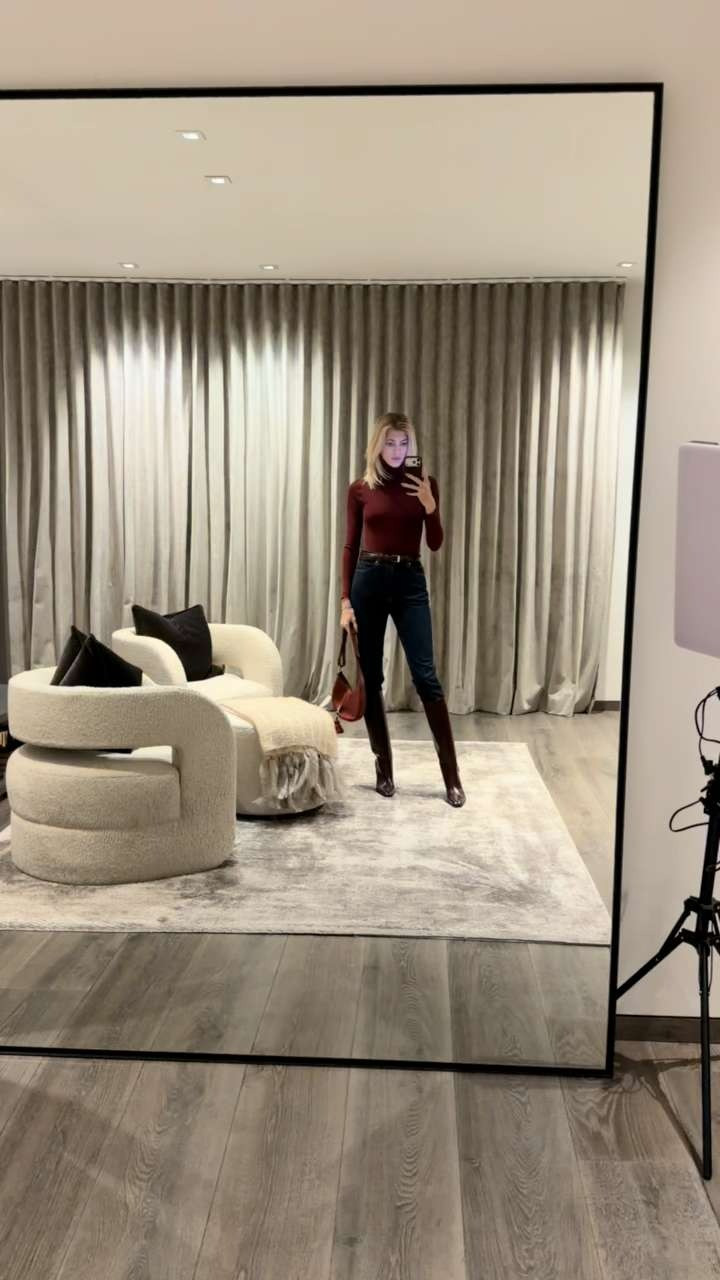 Tonight's outfit ✨ I am OBSESSED with this gorgeous burgundy bodysuit. Also, my first pair of skinny jeans in probably 10 years & I love them.  

 #LTKSeasonal #LTKStyleTip #LTKShoeCrush