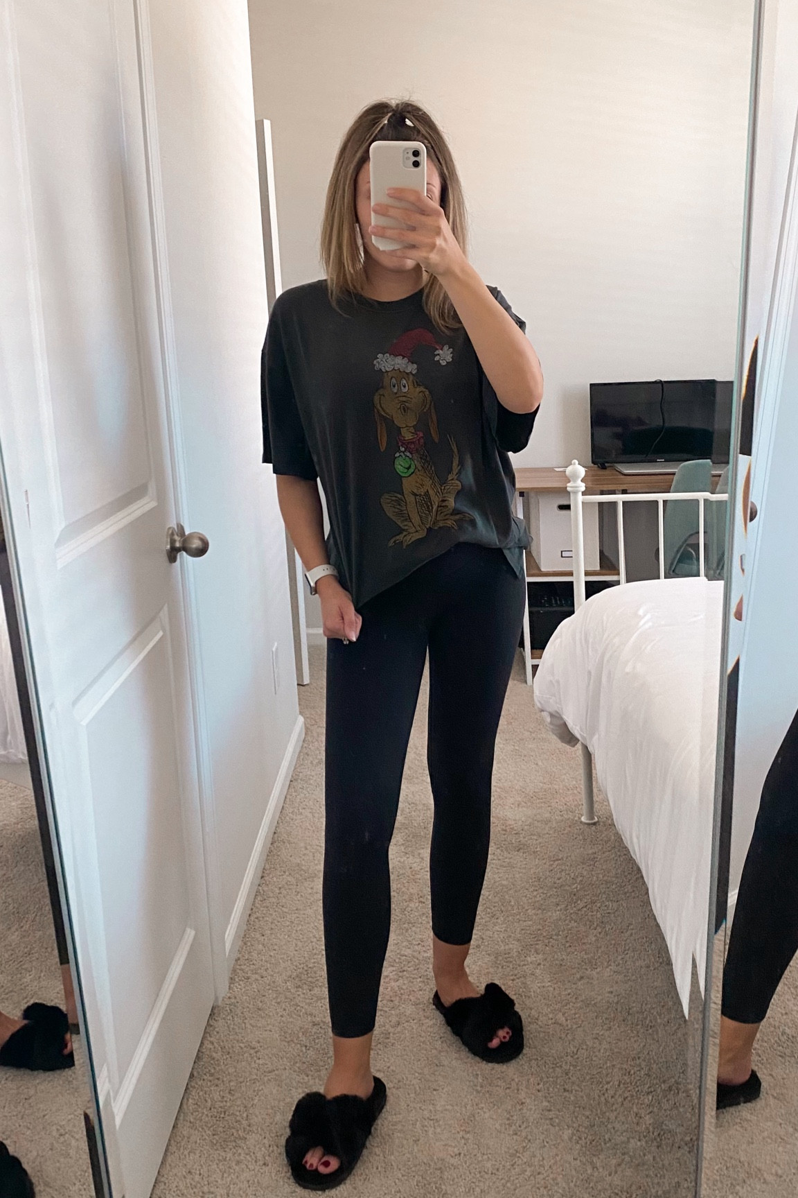 Comfy Holiday Loungewear | Oversized Holiday PJ’s ♥️

Size XS in T-shirt, Size 4 in leggings 

#LTKSeasonal #LTKHoliday #LTKGiftGuide