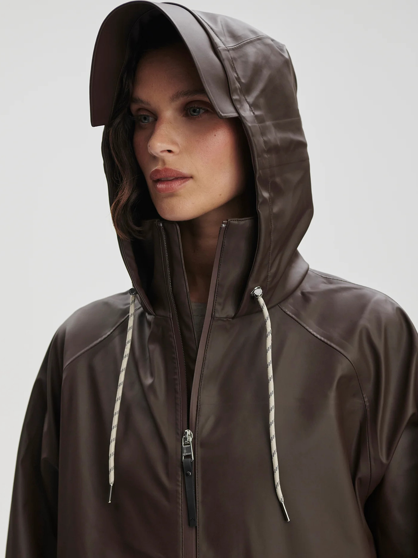 Kirsten Raincoat | Varley US