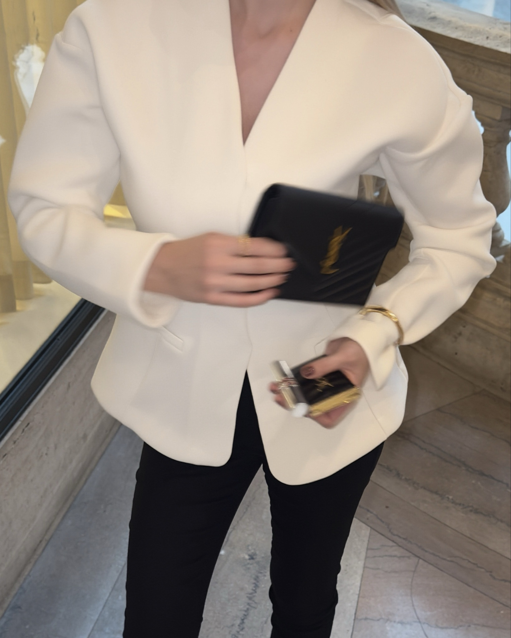 Beautiful blazer 🤍


#LTKgrwm #LTKPetite #LTKootd