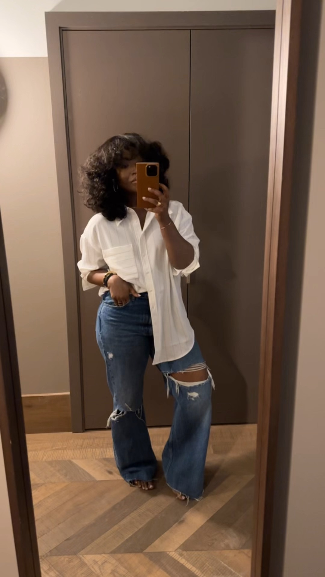 I live for a fab ripped denim moment! 🥰

#LTKuk #LTKmodest #LTKstyletip
