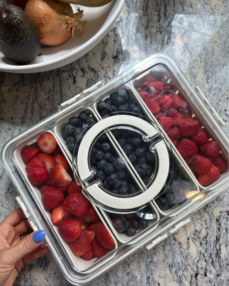 This is the best fruit container I’ve found!! It has kept our fruit fresh for so many days 

Home find 
Amazon find 
Family 
Travel essential

#LTKFamily #LTKHome #LTKFindsUnder50