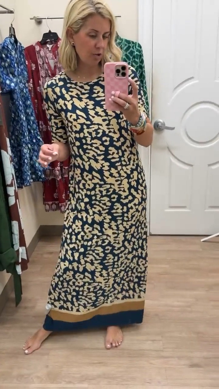 This T-shirt dress is stunning and less than $30!! I’m totally dressing this one up or down. I’m in size small.

#LTKdayinmylife #LTKootd #LTKmomlife