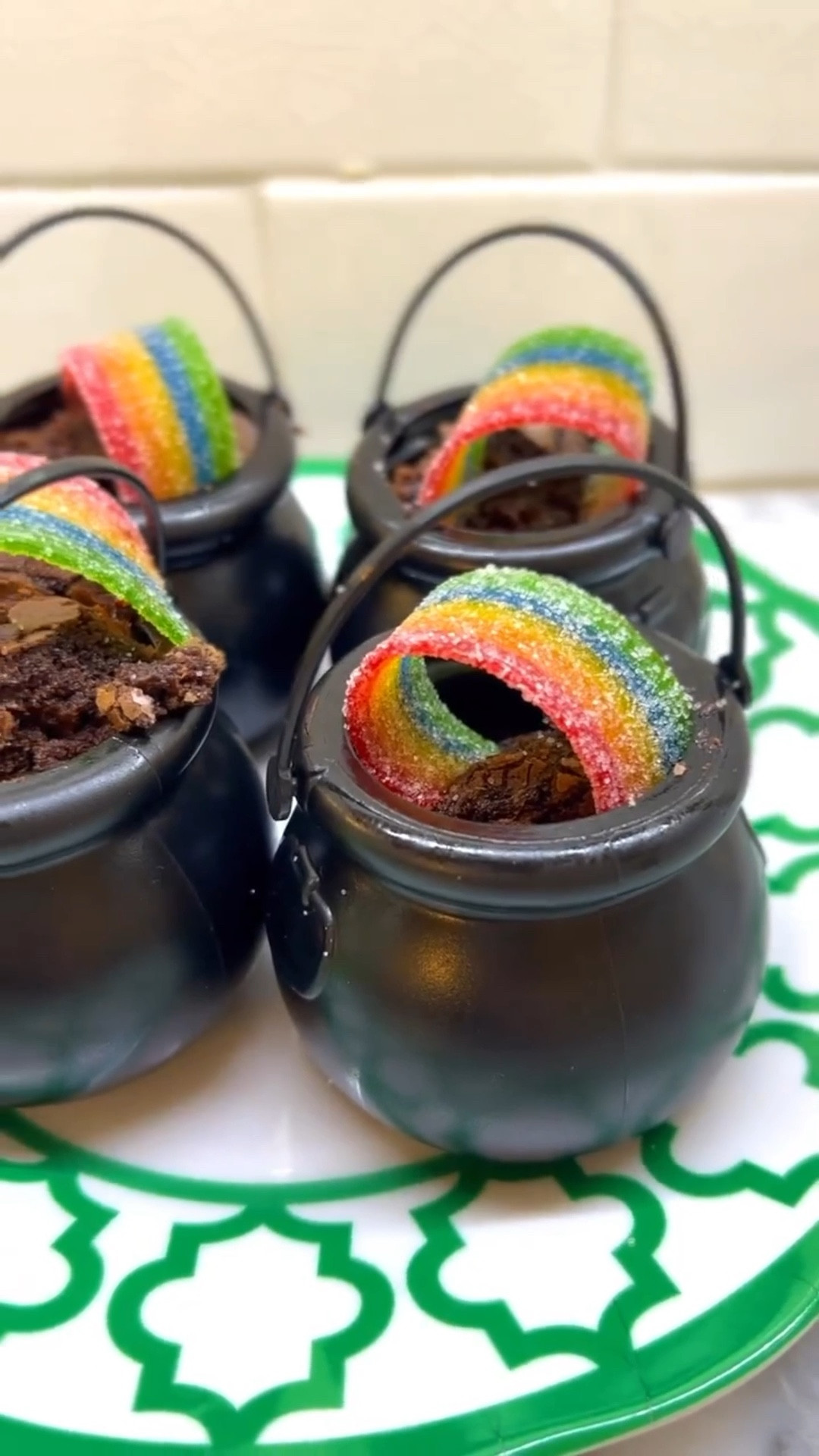 Sharing a “lucky treat” I created from Dollar Tree. Be sure & save this idea for your upcoming St. Patrick’s events & don’t forget to wear your green! 🍀

#stpatricksday #baking #easyrecipes #brownies #holidayrecipes #luckytreats #bakingrecipes #sweettreats #inthekitchen #desserts #lifestyleblogger #apstyle#LTKspring 

#LTKmomlife #LTKfoodie