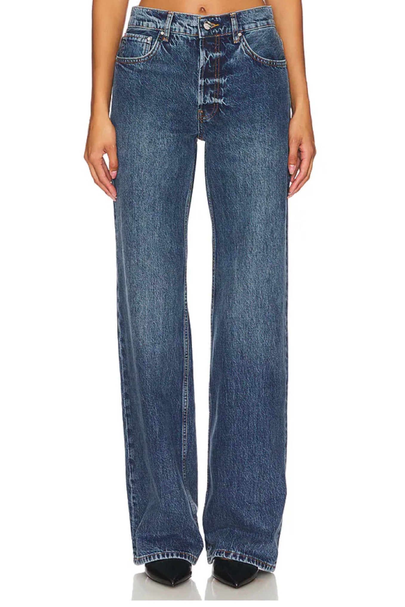 Great color. Great width and leg. 

#LTKSeasonal #LTKStyleTip