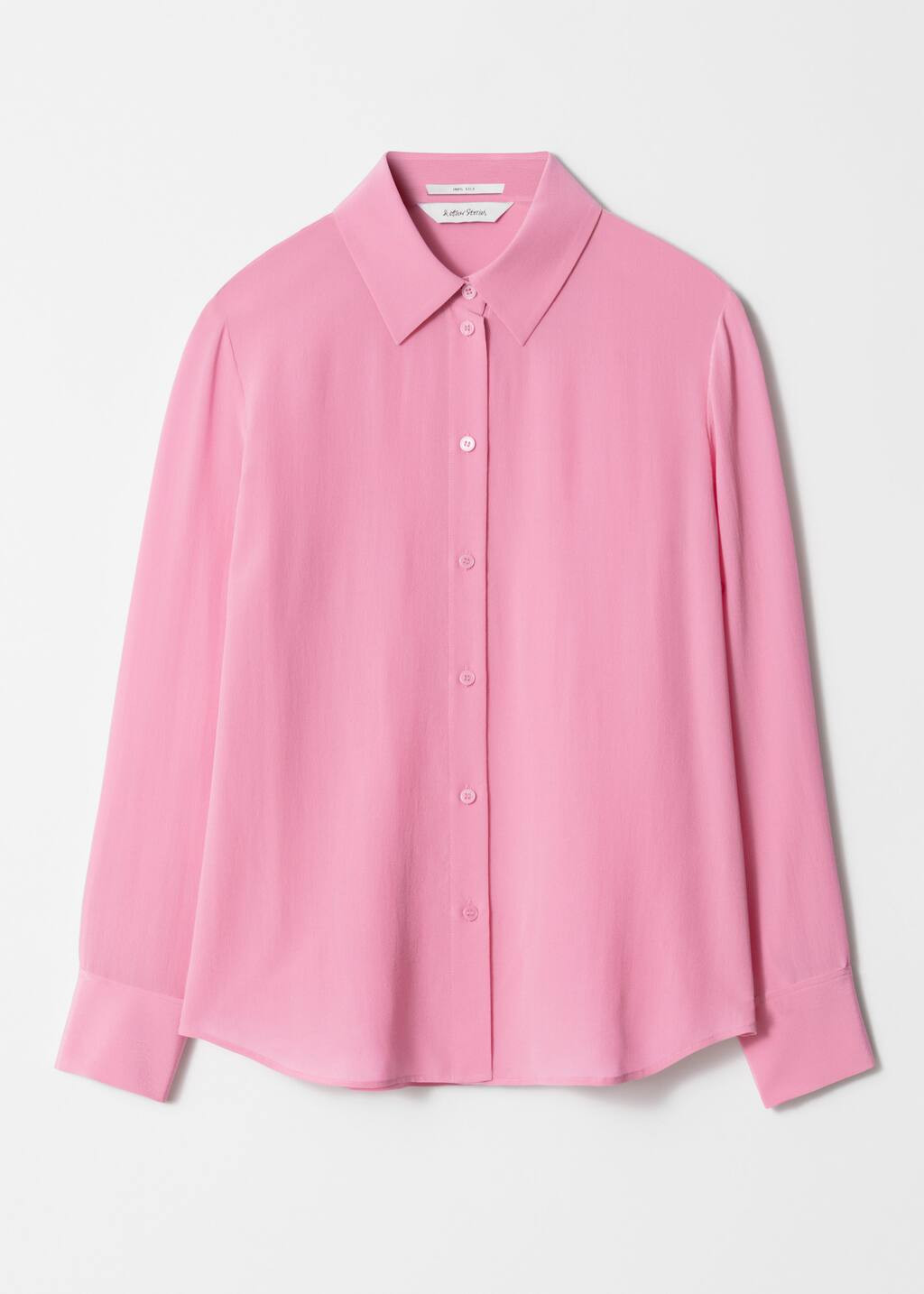 Long-sleeve shirt crafted from silk. Finished with a classic turn-down collar. | & Other Stories - US