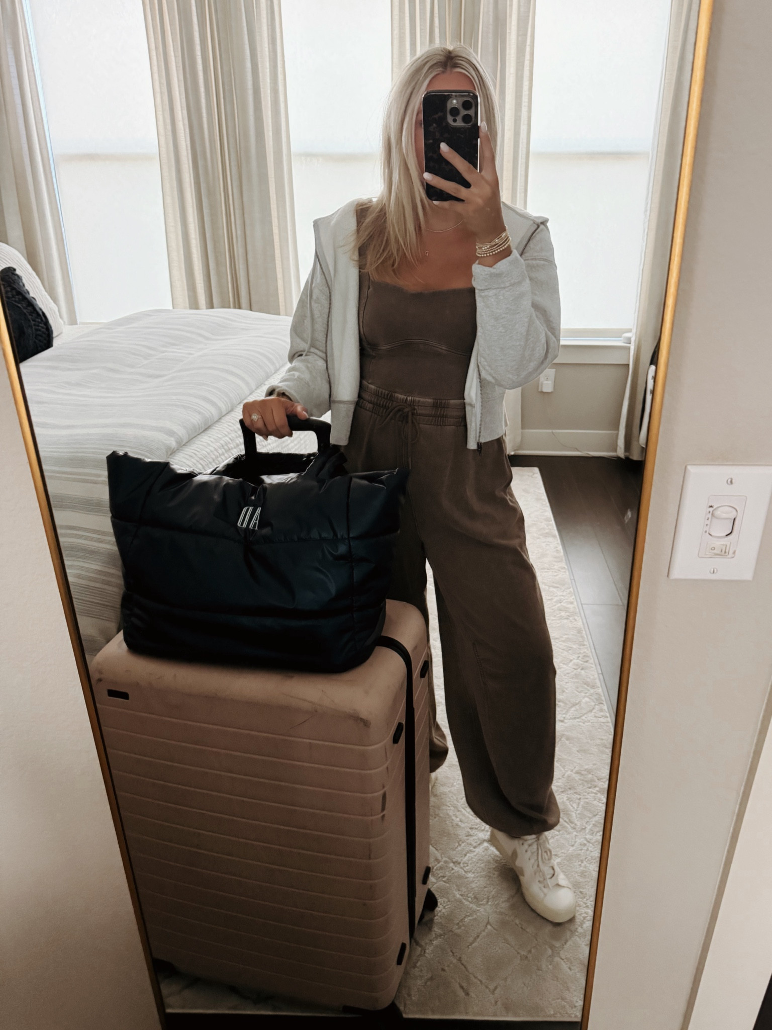 Travel day outfit! 