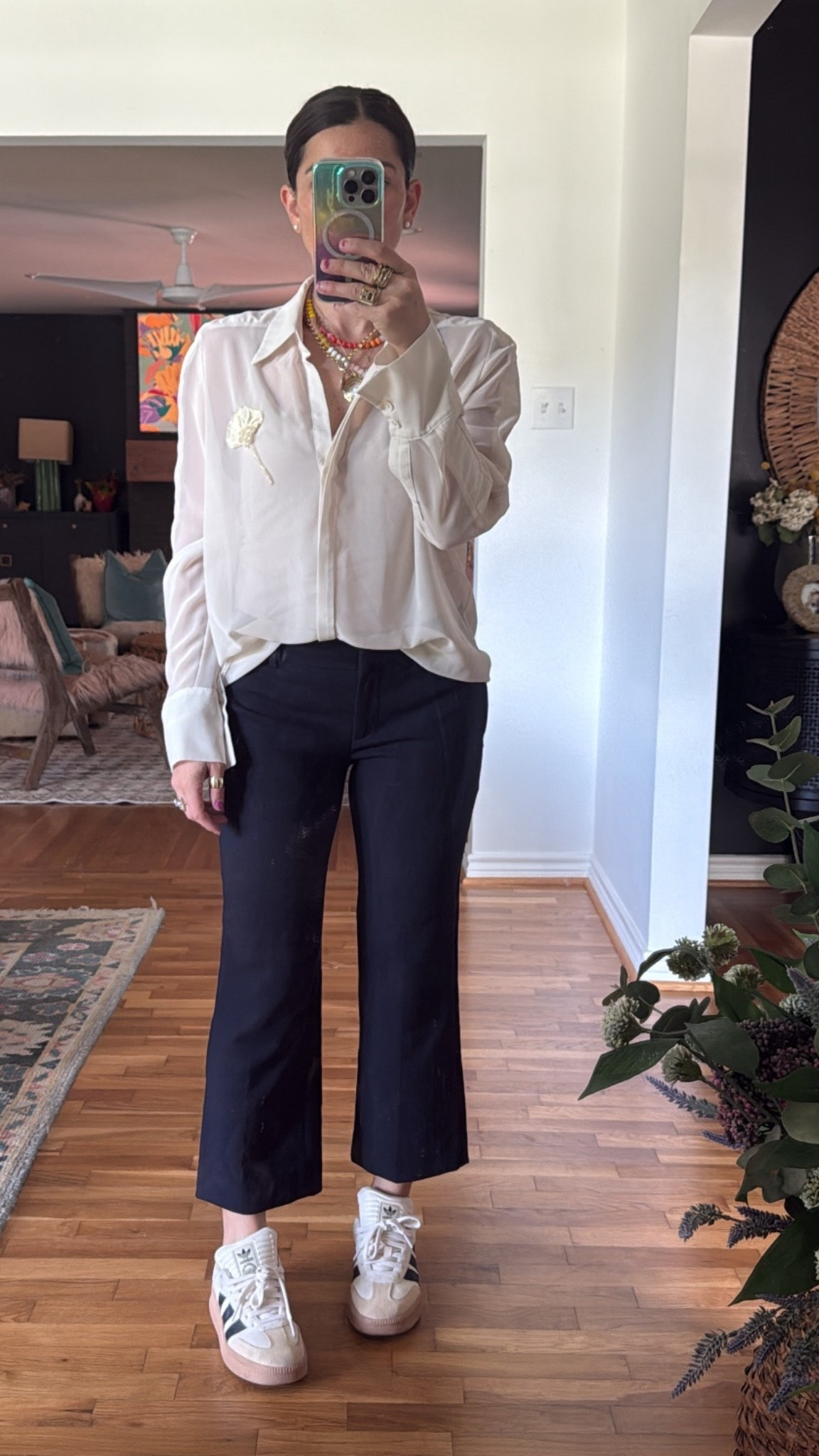 Same flare pants, styled differently! This is why it is SO important to invest in good, quality core items that are timeless.

Some might say this flare isn’t timeless, but for my height (5’1”) it will always be a must-have in my closet. It elongates and can be worn with every heel height imagined!

If you don’t have something similar in your workwear rotation, it’s time to invest! Linking similar for you here 😎

#LTKWorkwear #LTKTravel #LTKStyleTip