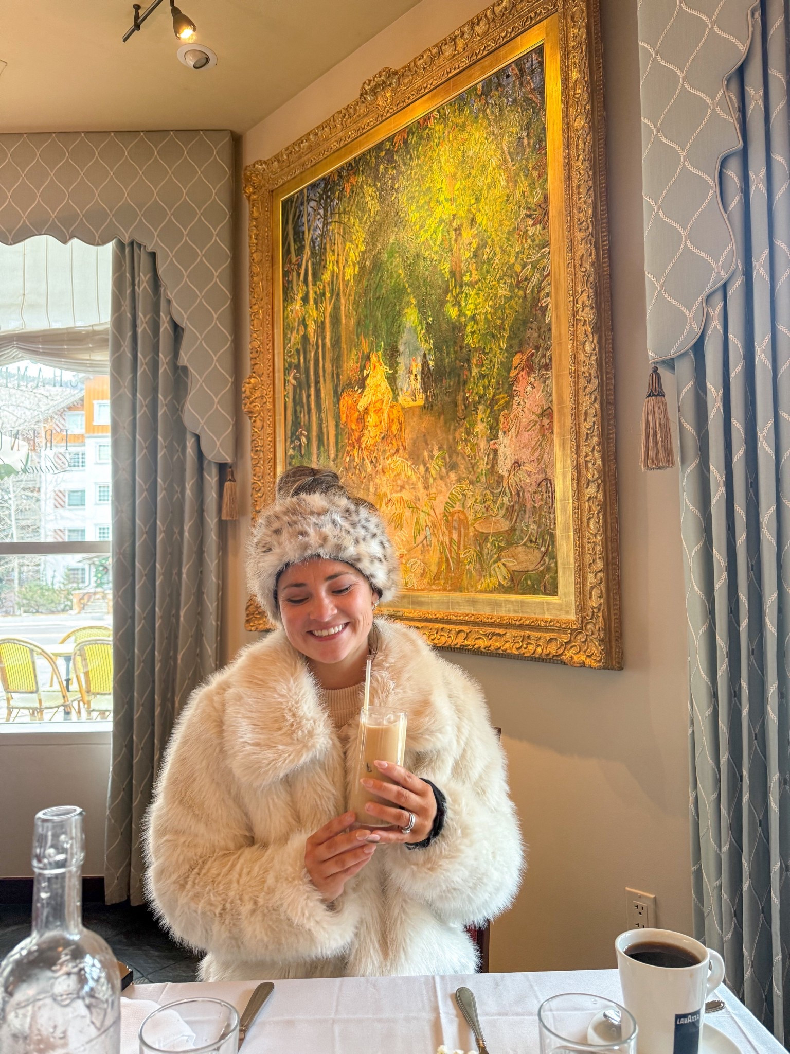 So dreamy…. I want this painting so bad. Brunch in a cute outfit is always a fave. 

#LTKootd #LTKdayinmylife #LTKTravel