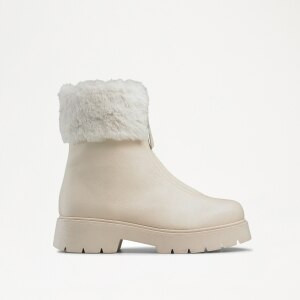WONDERLAND | Russell & Bromley